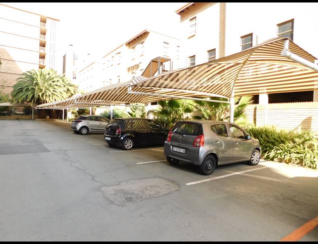 487M² OFFICE TO LET IN FERNDALE